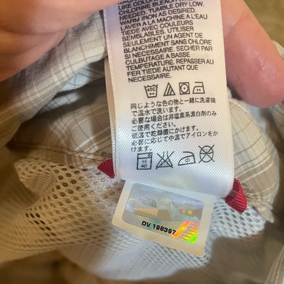 The North Face Top Plaid VaporWick Large Lightweight - Picture 6 of 11